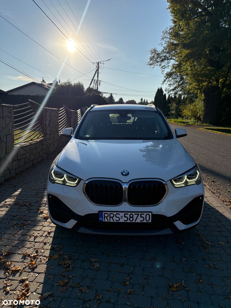 BMW X1 sDrive18i xLine - 2