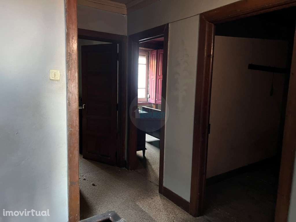 Moradia para obras totais - Grande imagem: 5/41