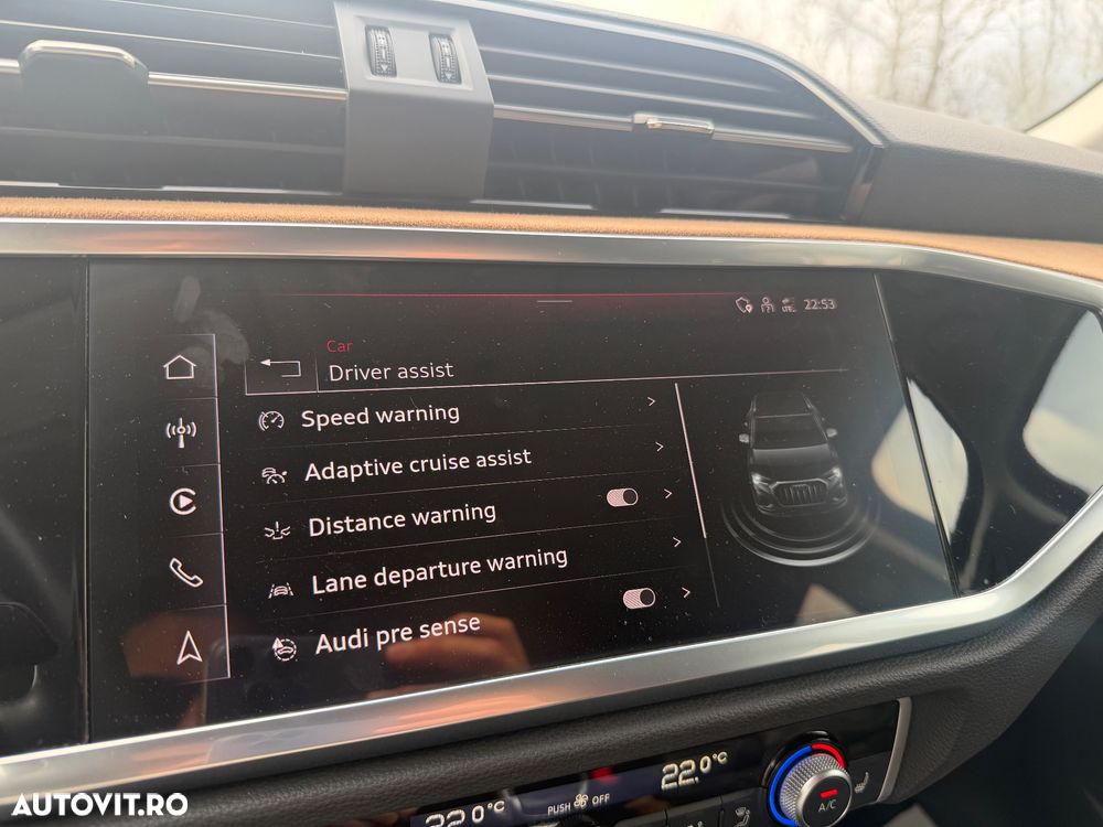 Audi Q3 45 TFSIe ack S tronic - 28