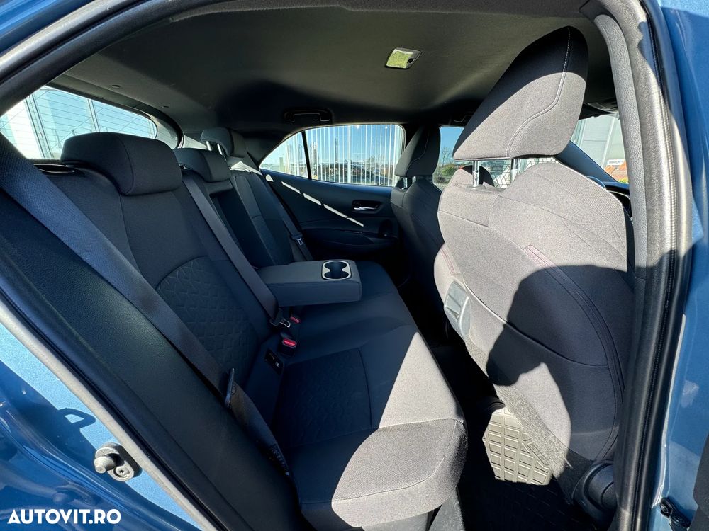 Toyota Corolla 1.8 HSD Dynamic - 23