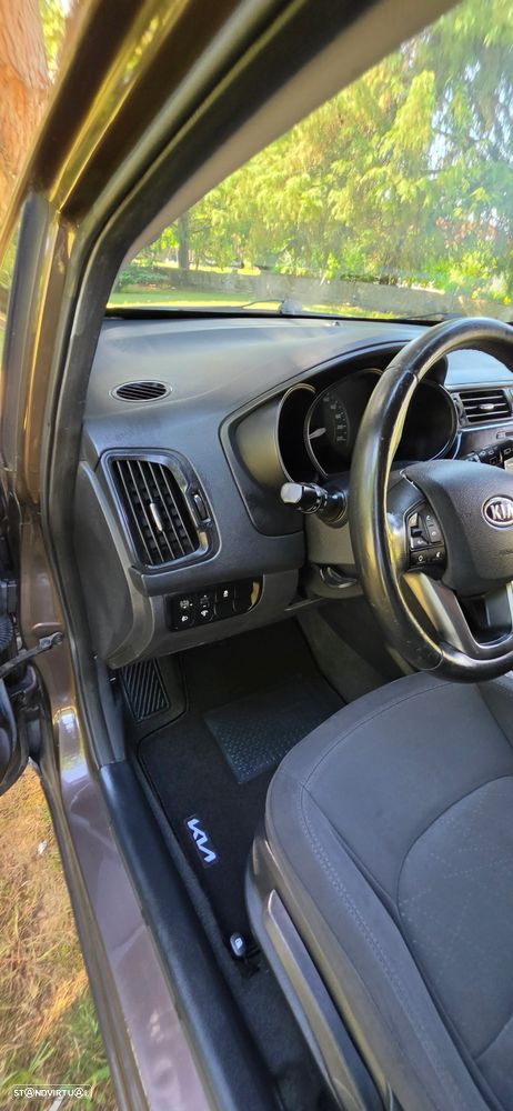 Kia Rio 1.2 CVVT More Edition - 18