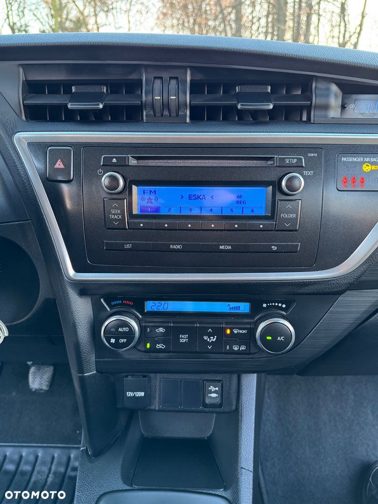 Toyota Auris 1.33 Dual-VVT-i Cool - 33