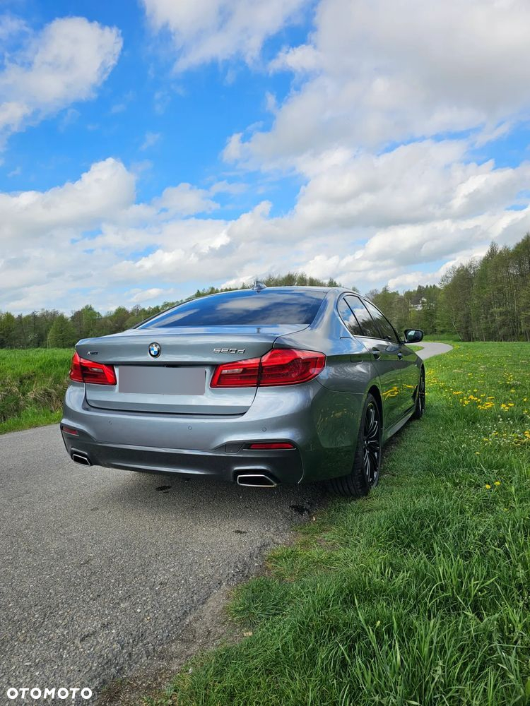 BMW Seria 5 520d xDrive Sport - 19