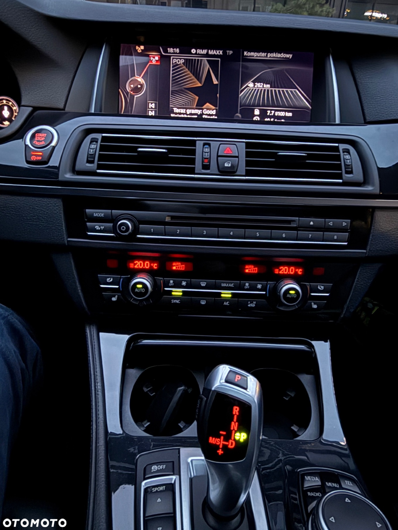 BMW Seria 5 520d Touring Luxury Line - 14
