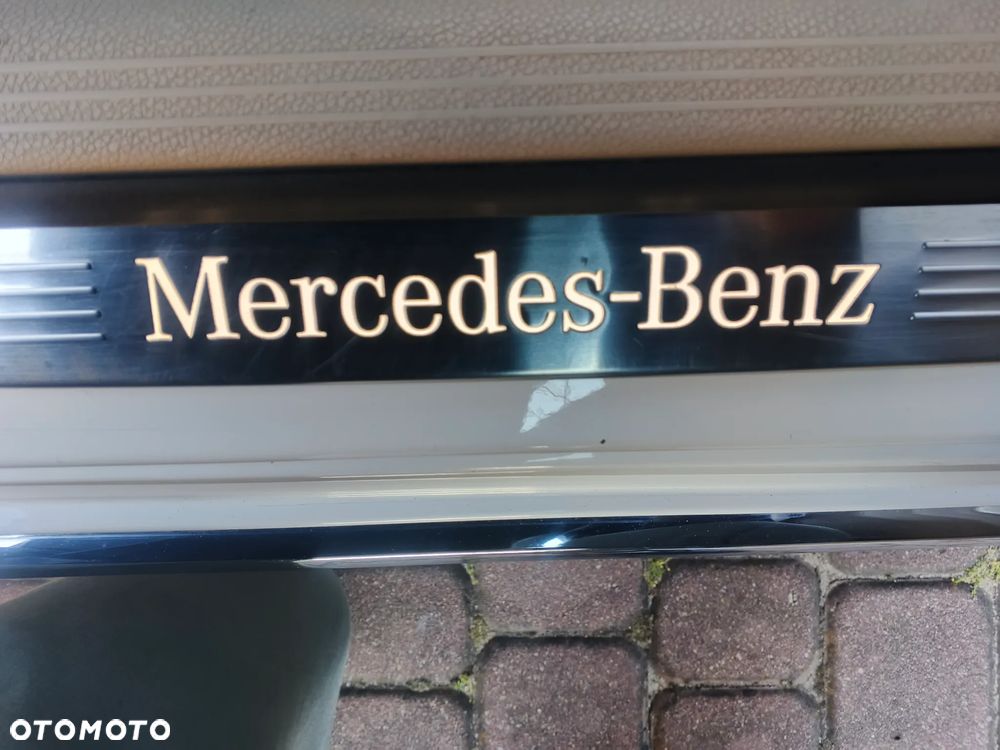 Mercedes-Benz Klasa C 200 (BlueTEC) d 7G-TRONIC - 33