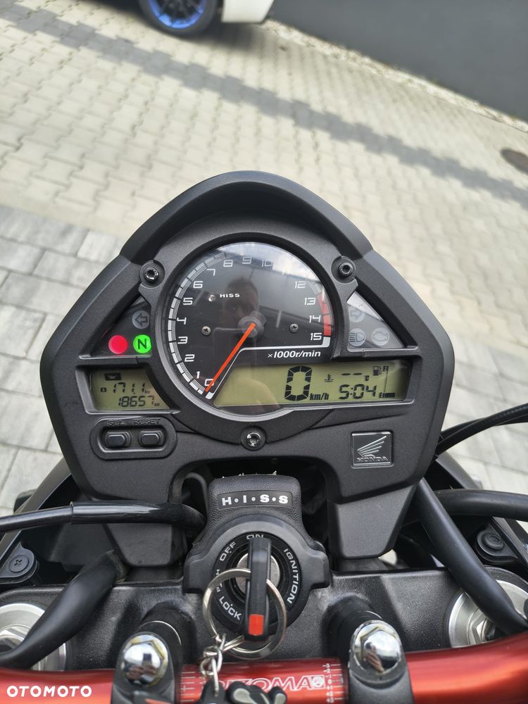 Honda Hornet - 4