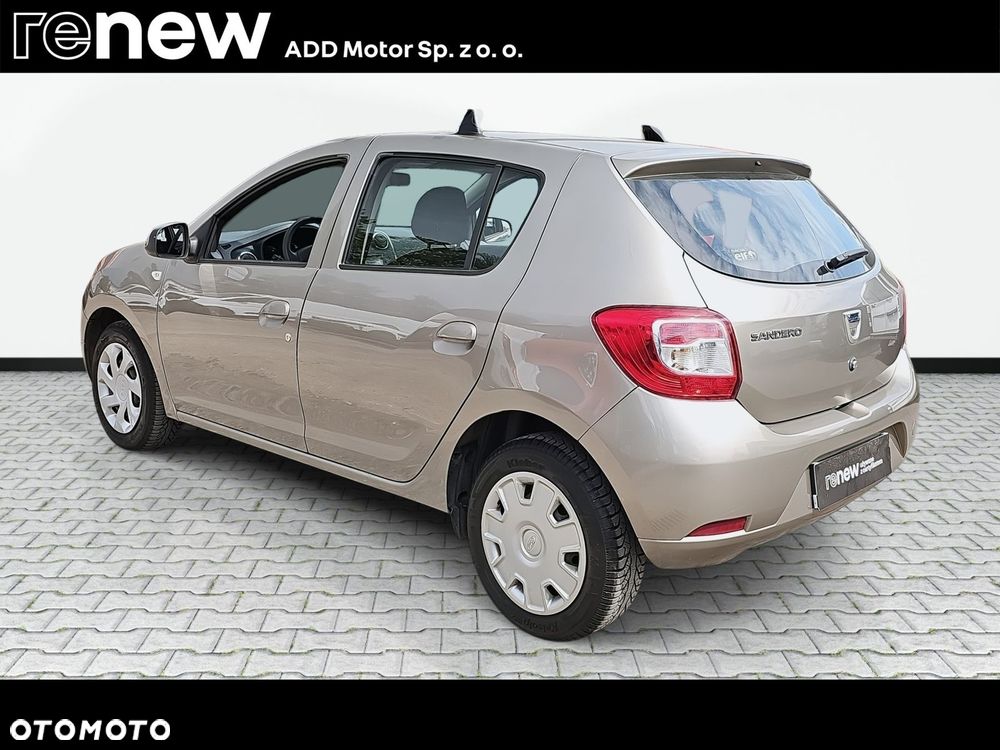 Dacia Sandero 1.2 16V Laureate - 8