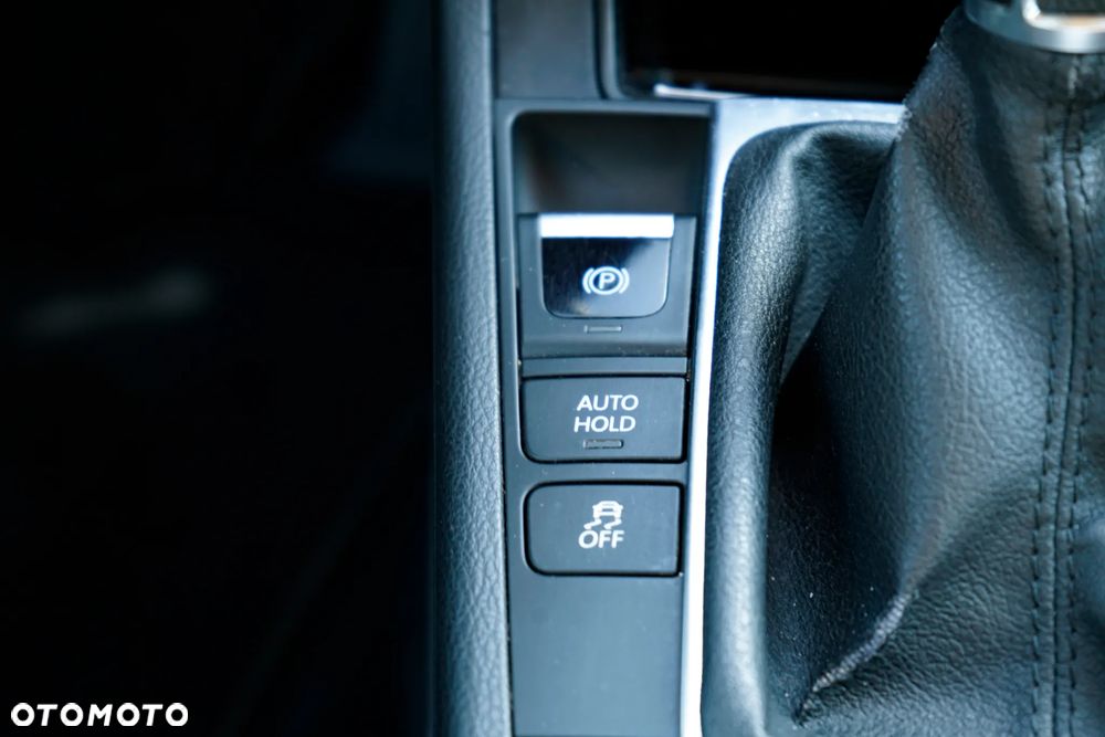 Volkswagen Passat 1.6 TDI Comfortline - 26