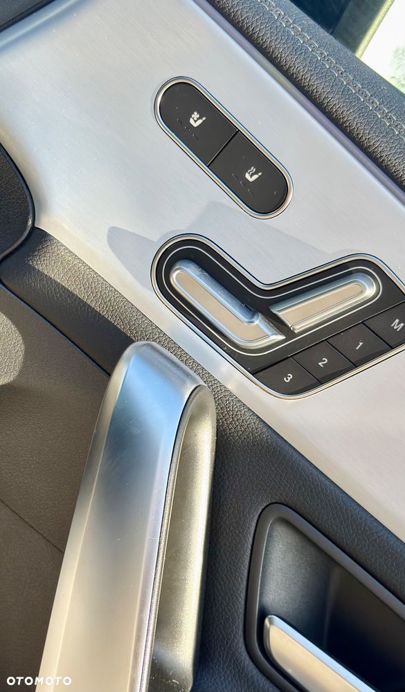 Mercedes-Benz CLA - 9