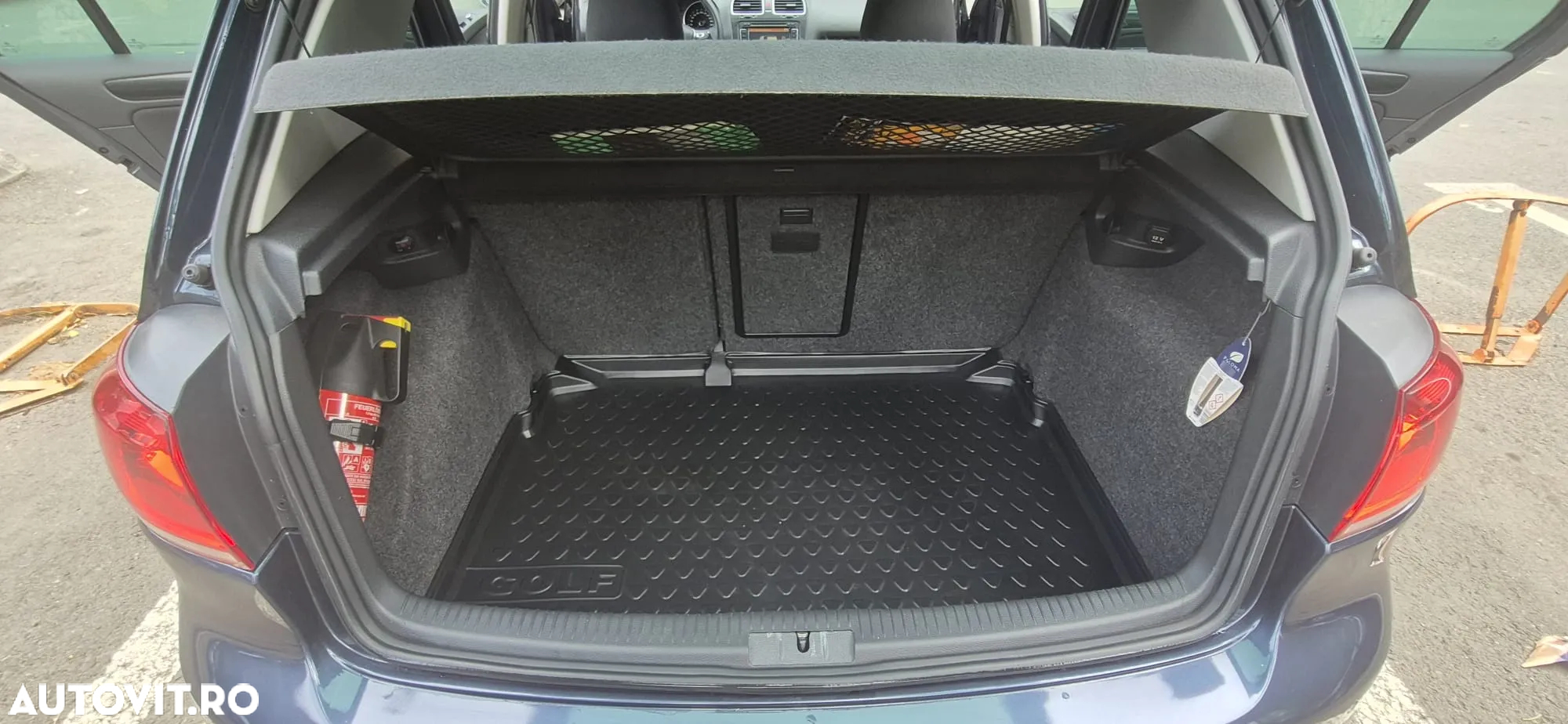 Volkswagen Golf - 20