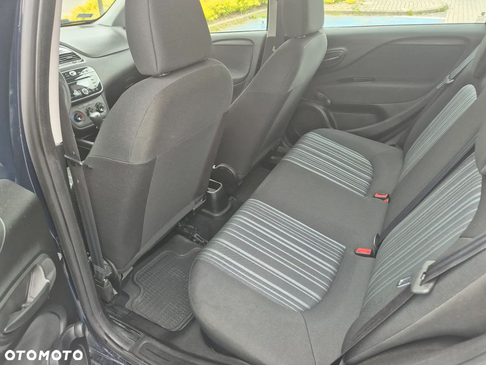 Fiat Grande Punto Actual 1.4 8V Estiva Blue&Me - 11