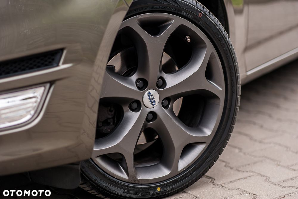 Ford Mondeo - 10