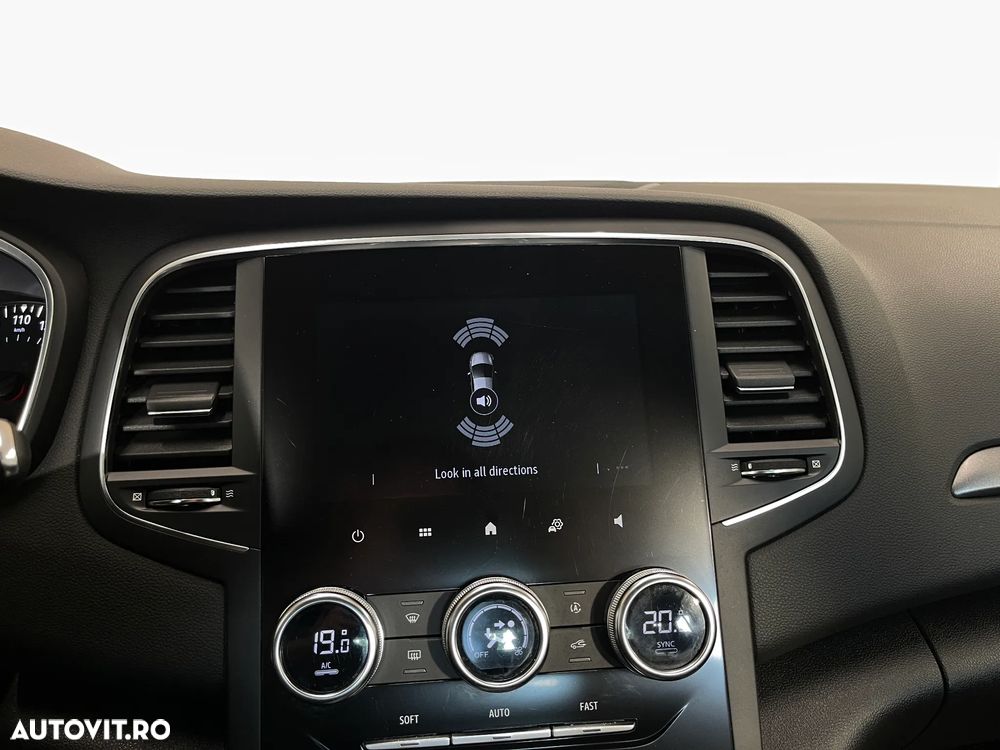 Renault Megane TCe EDC Zen - 13