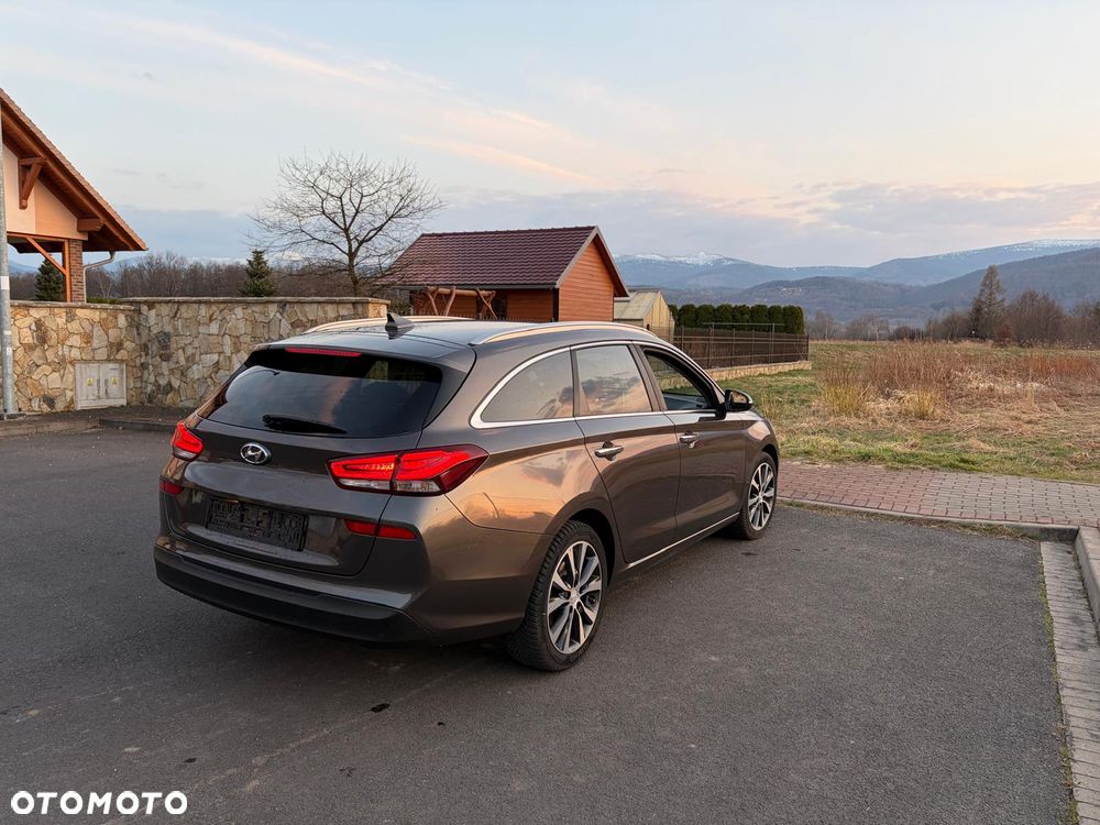 Hyundai i30 - 18