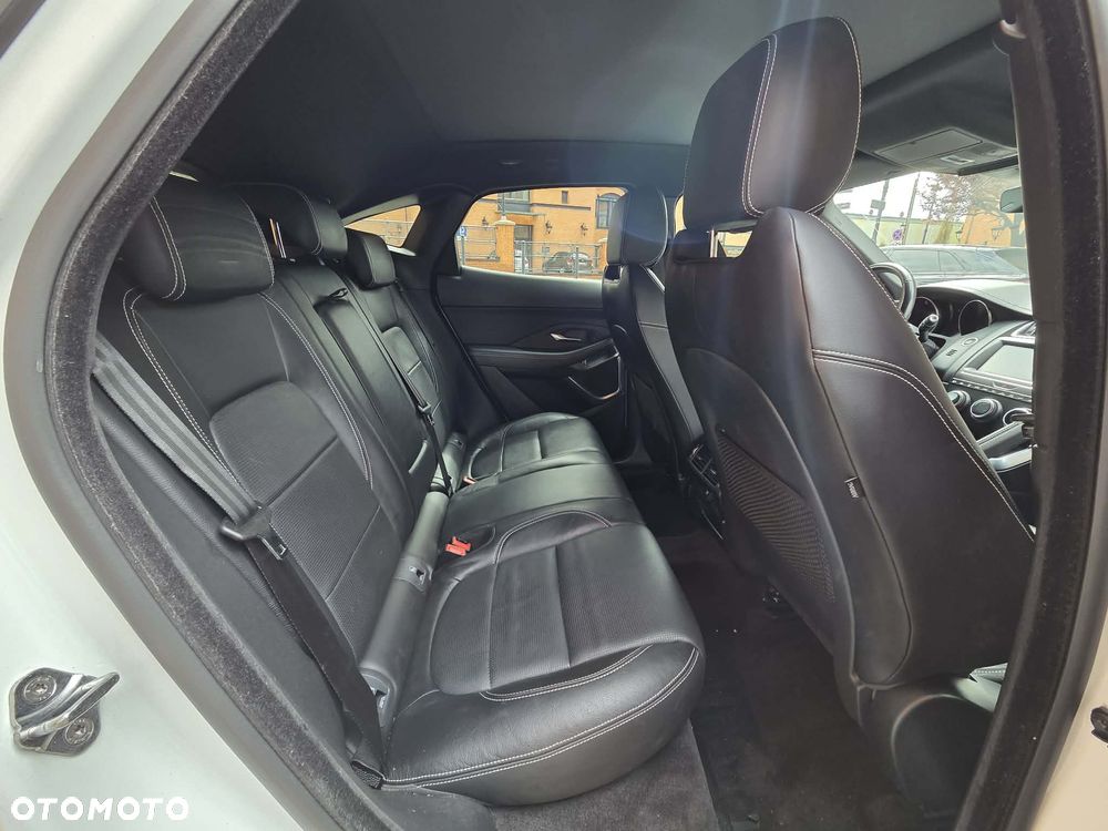 Jaguar E-Pace 2.0 i4D AWD R-Dynamic SE - 16
