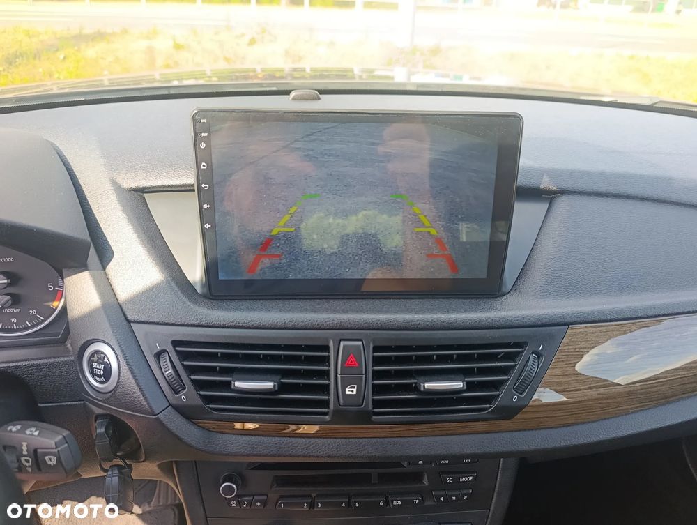BMW X1 sDrive18d xLine - 22