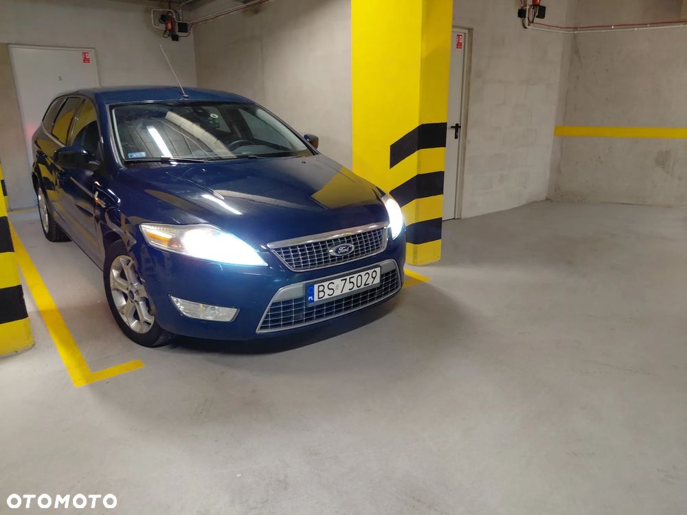 Ford Mondeo 2.5 Titanium - 1