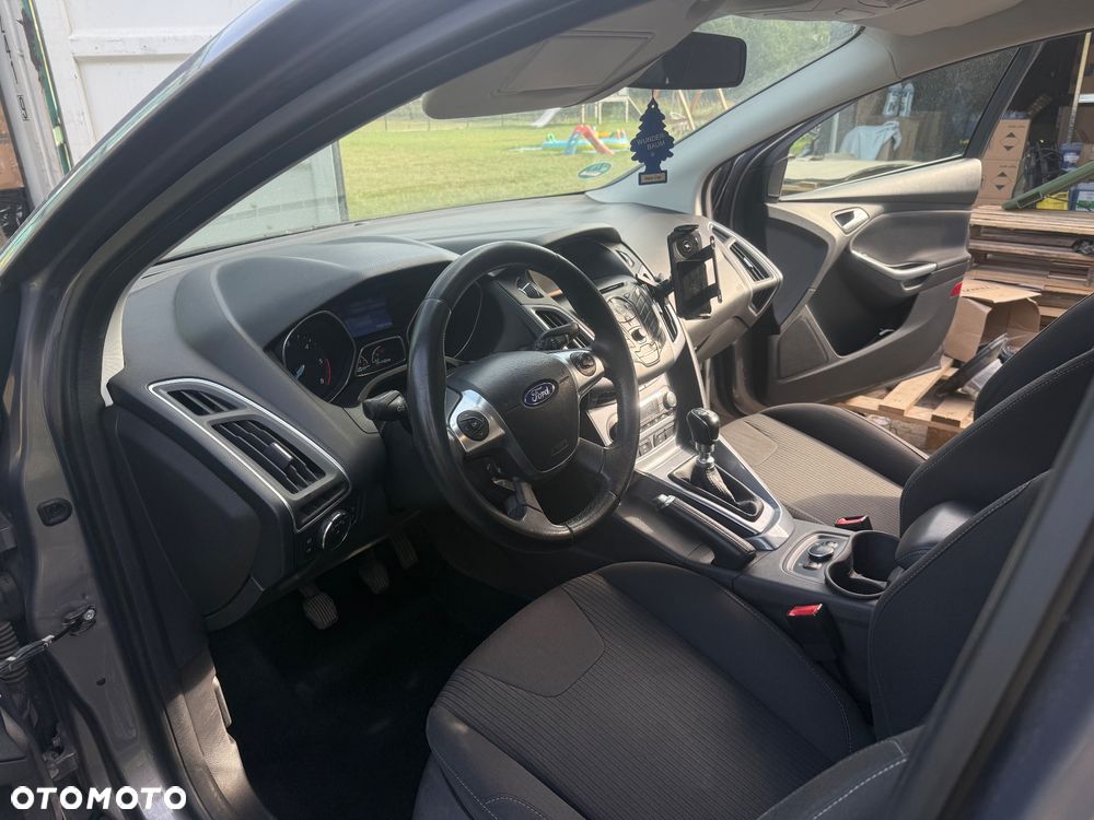 Ford Focus 1.6 TDCi Titanium ECOnetic - 8