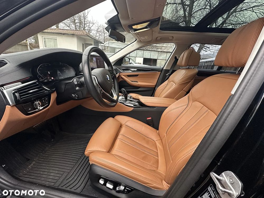BMW Seria 5 540d xDrive Luxury Line - 12