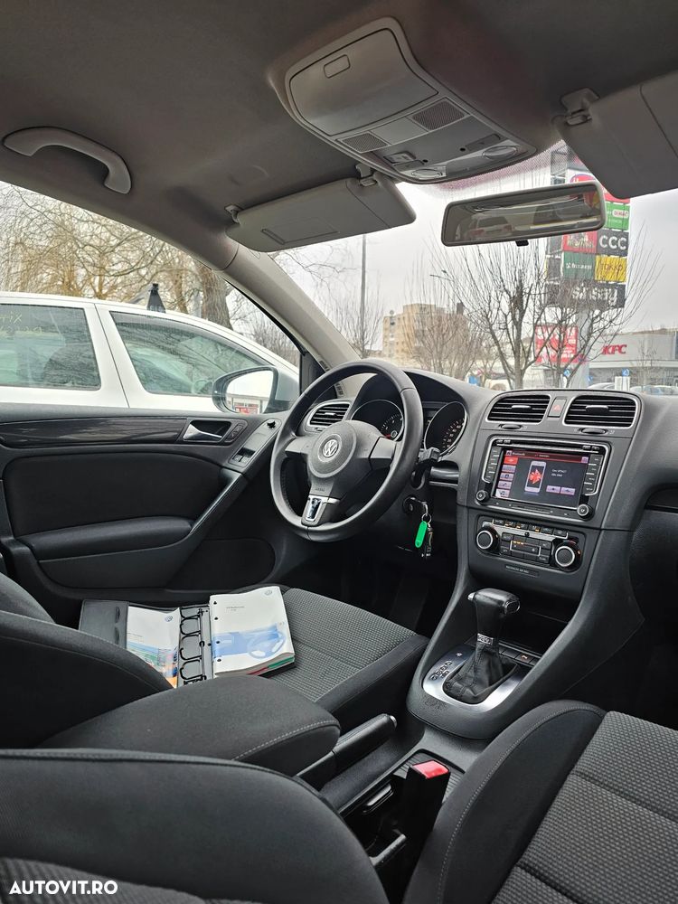 Volkswagen Golf 1.6 DSG Team - 23