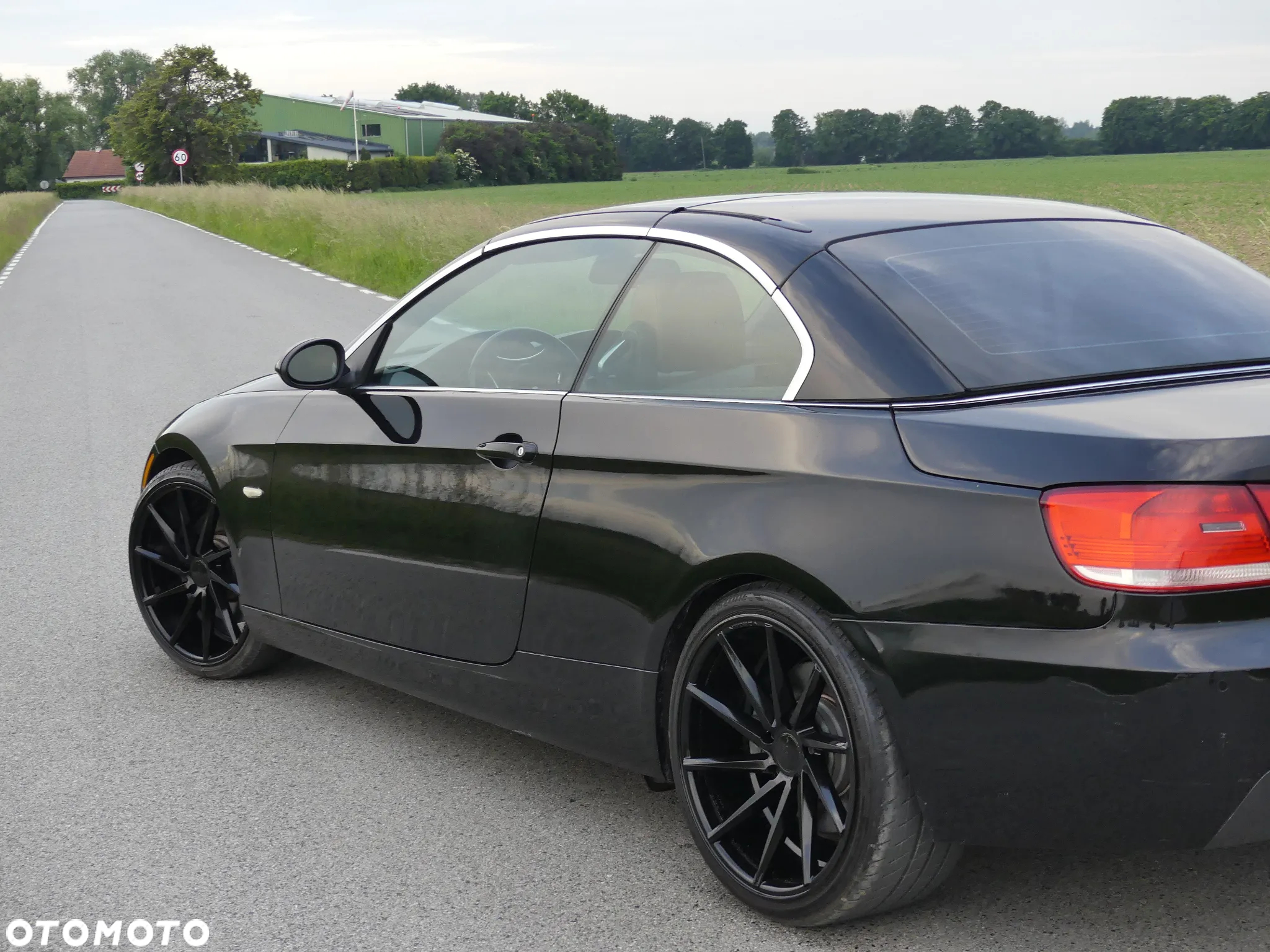 BMW Seria 3 335i Cabrio - 3