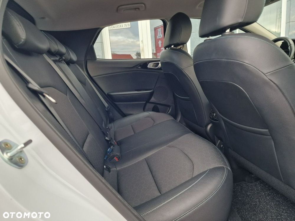 Kia XCeed 1.6 CRDi mHEV L Business Line DCT - 20