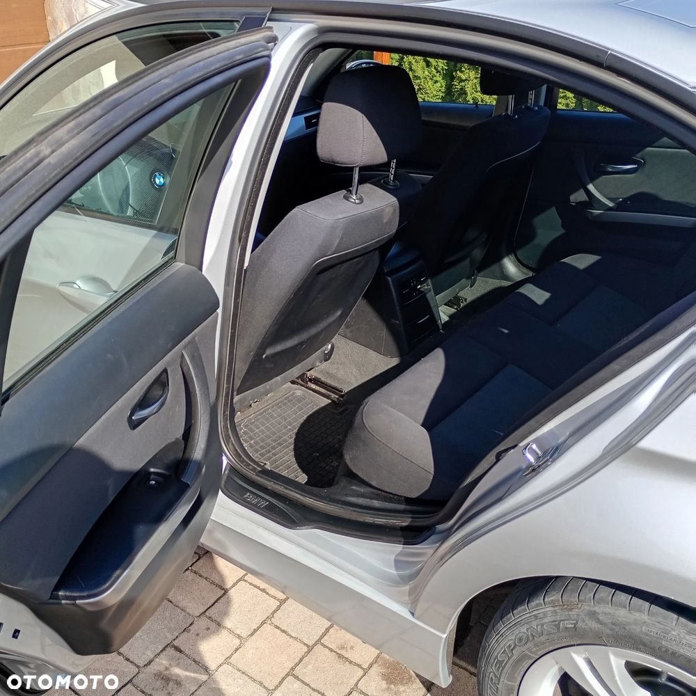 BMW Seria 3 318d - 7