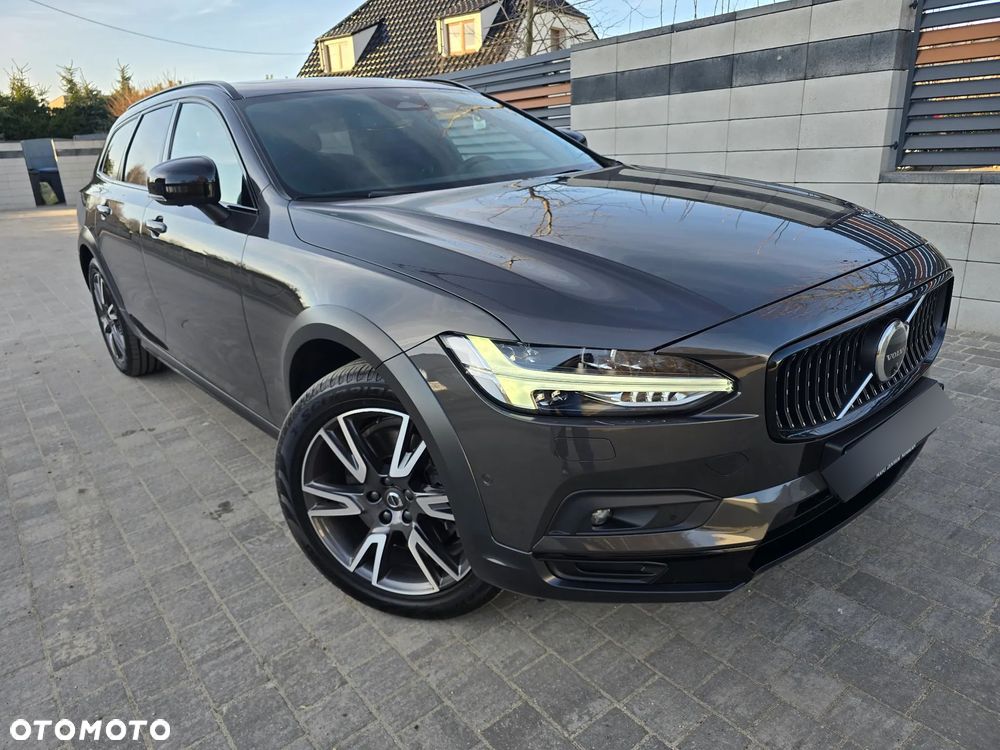 Volvo V90 Cross Country B4 D AWD Ultimate - 1