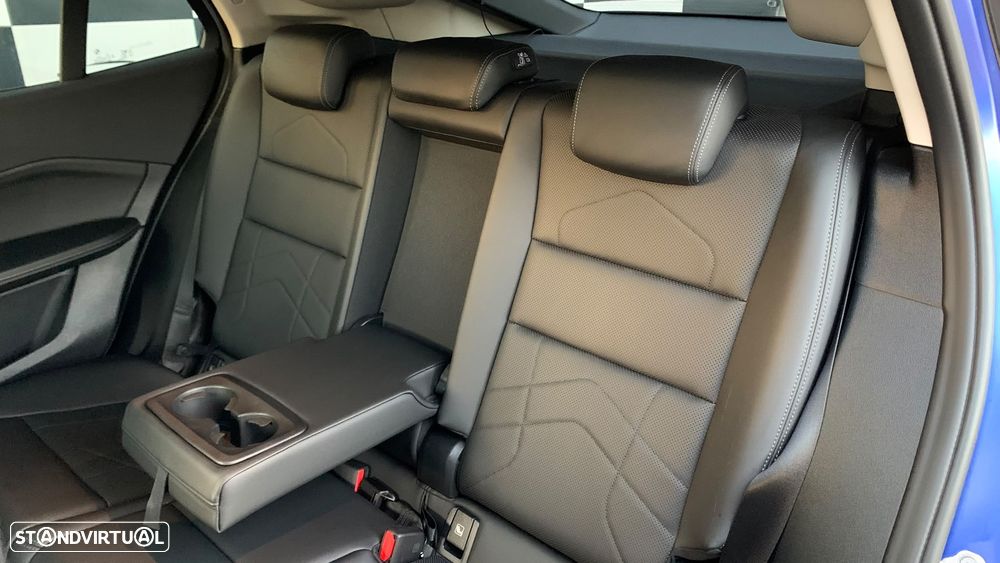 BMW iX2 eDrive20 - 31