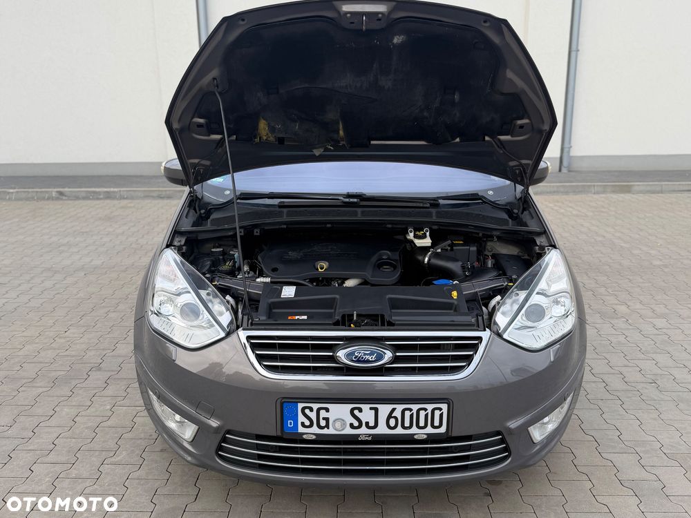 Ford Galaxy 2.2 TDCi DPF Titanium - 18