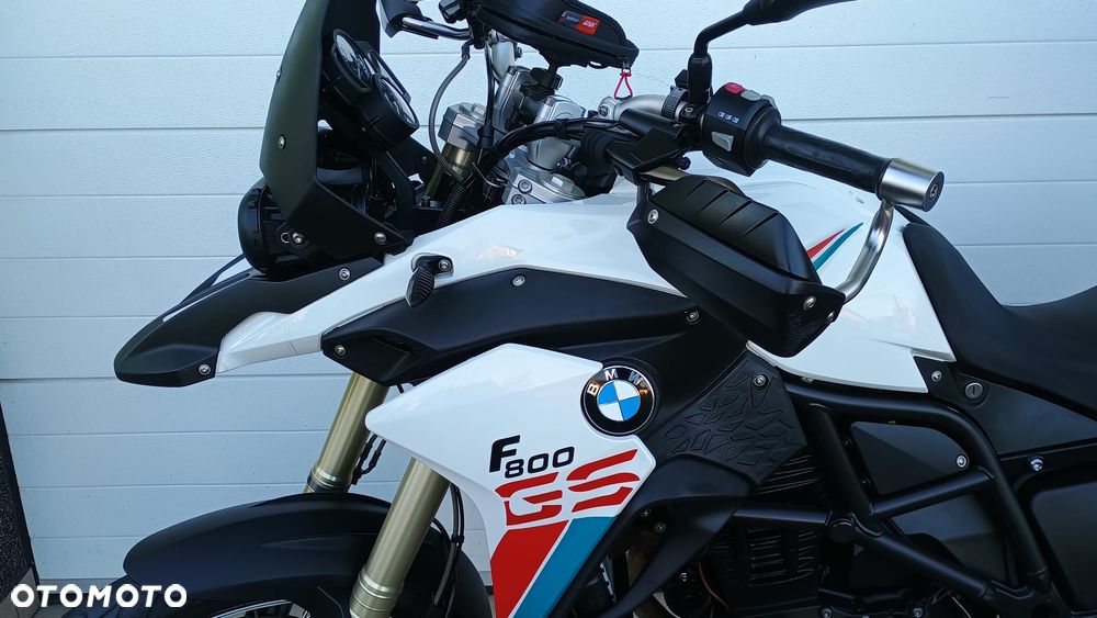 BMW F - 14
