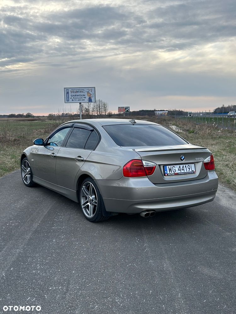 BMW Seria 3 320i Edition Sport - 5