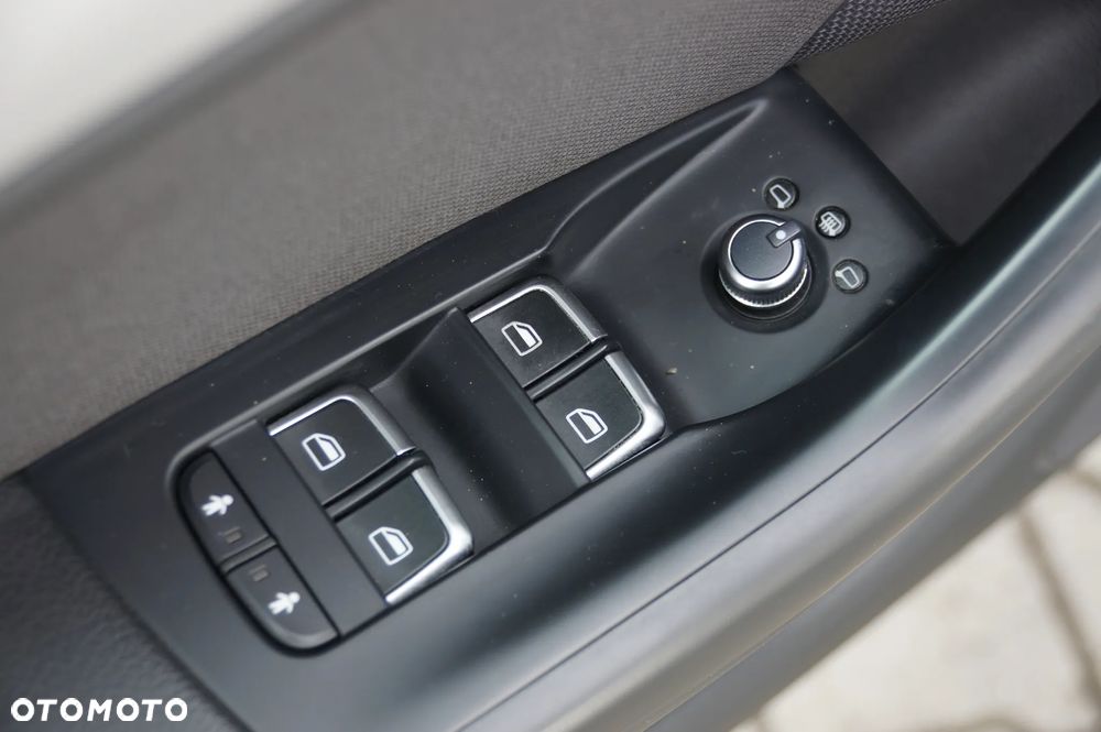 Audi Q3 35 TDI Quattro S tronic - 24