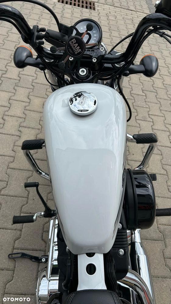 Harley-Davidson Sportster Forty-Eight - 21