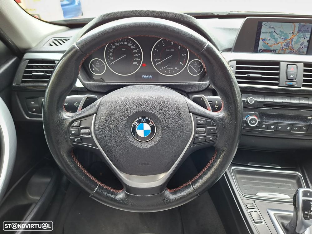 BMW 320 d Aut. Blue Performance Sport Line - 30