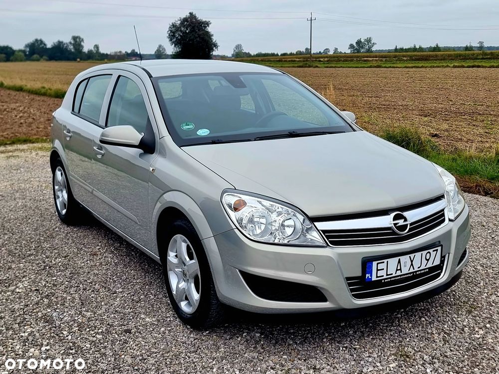 Opel Astra 1.6 Cosmo - 4