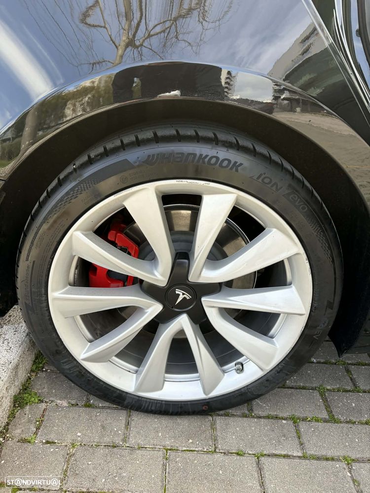 Tesla Model 3 Long-Range Dual Motor AWD - 30