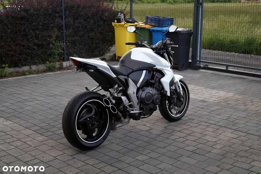 Honda CB - 10