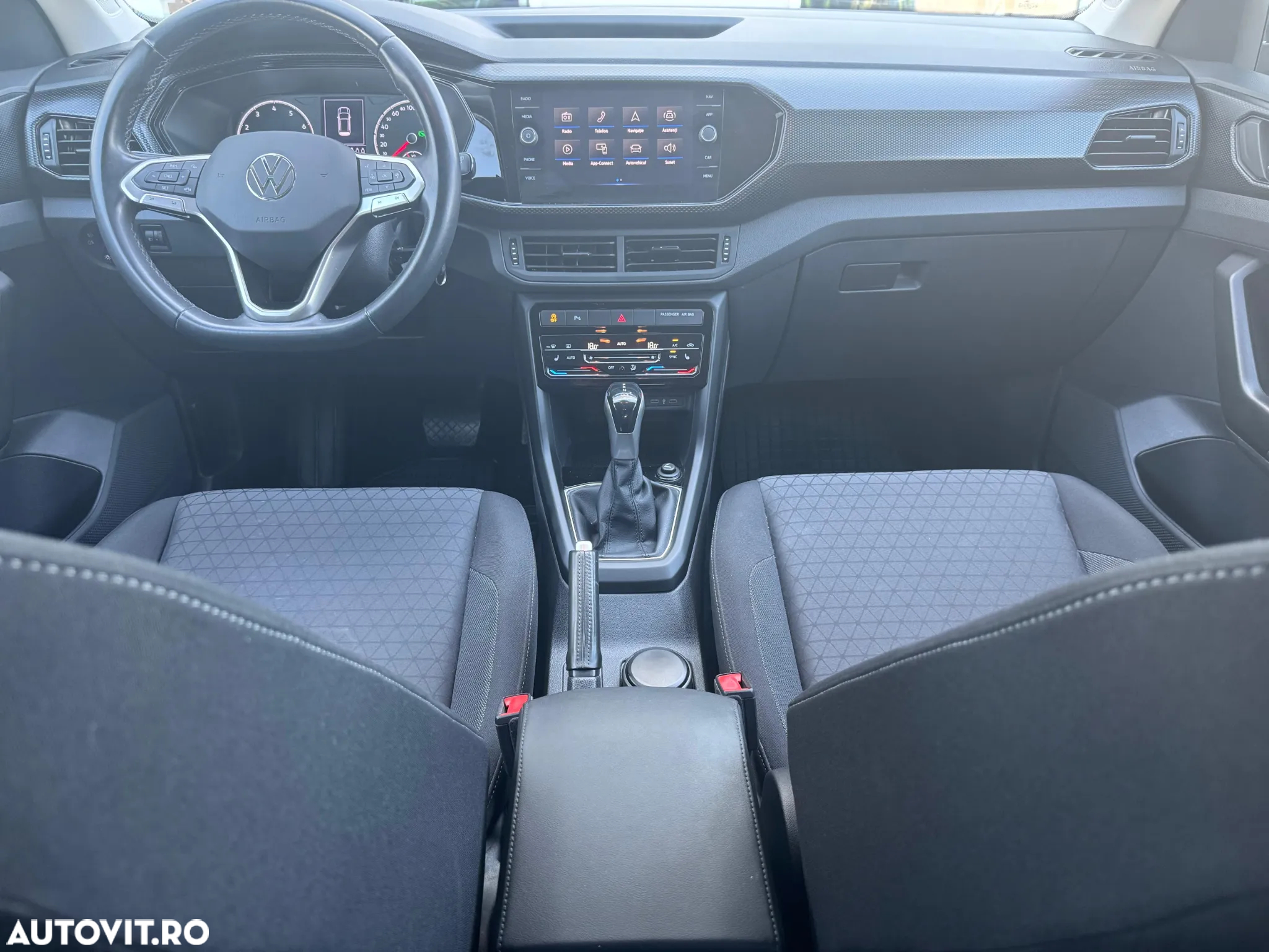 Volkswagen T-Cross 1.0 TSI DSG Life - 9