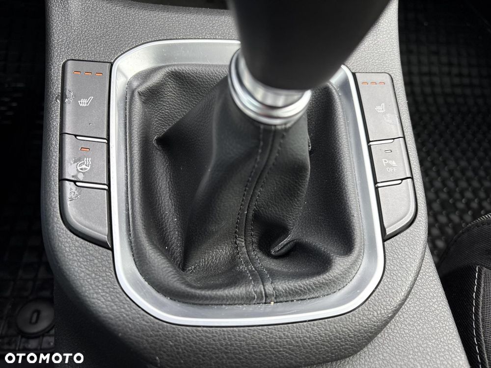 Hyundai i30 1.5 DPI Smart - 21