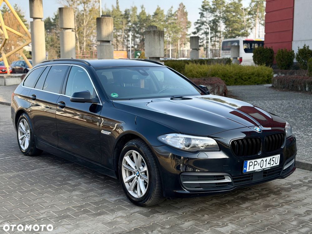 BMW Seria 5 525d xDrive - 1