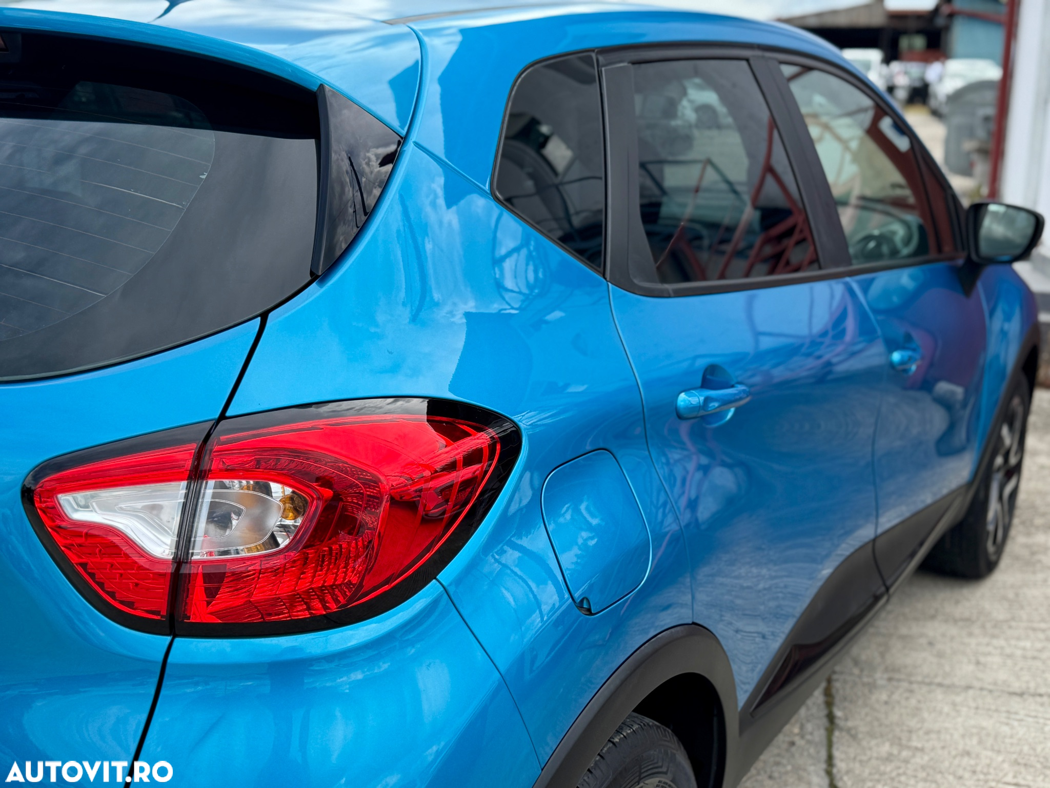 Renault Captur - 23