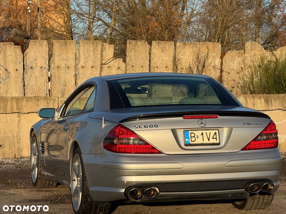 Mercedes-Benz SL 600 - 24