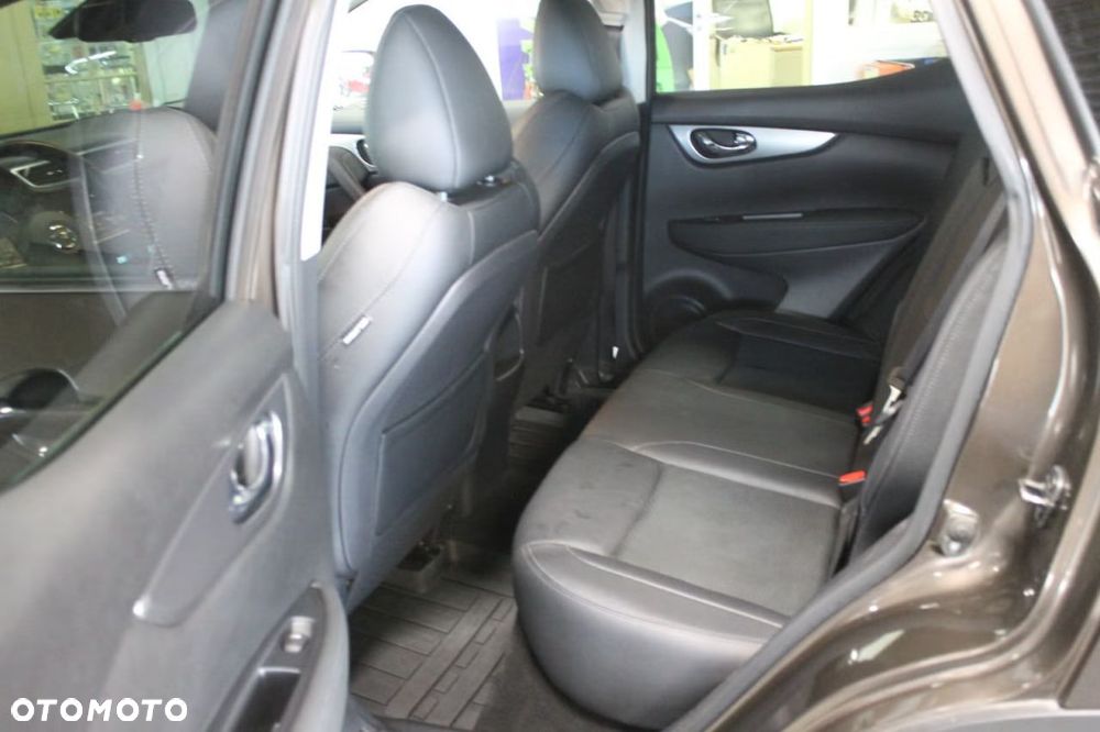 Nissan Qashqai 1.3 DIG-T DCT N-CONNECTA - 19