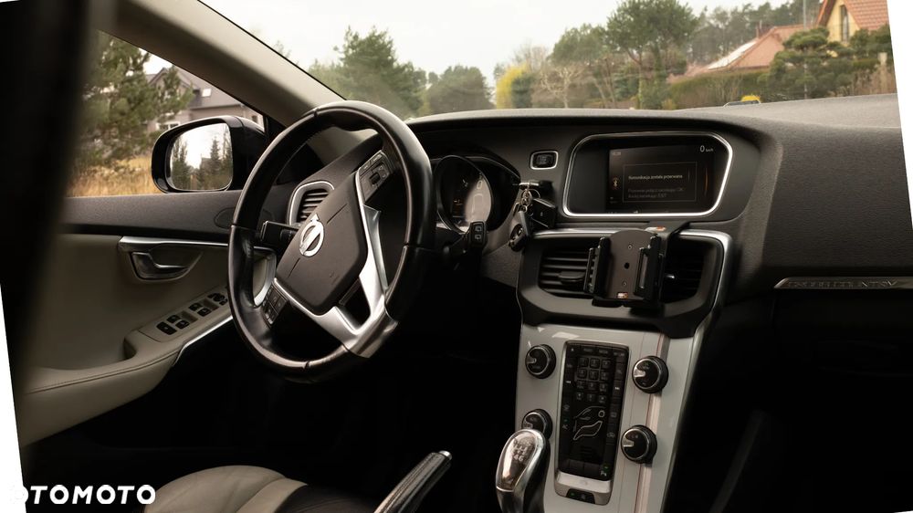 Volvo V40 Cross Country D2 - 8