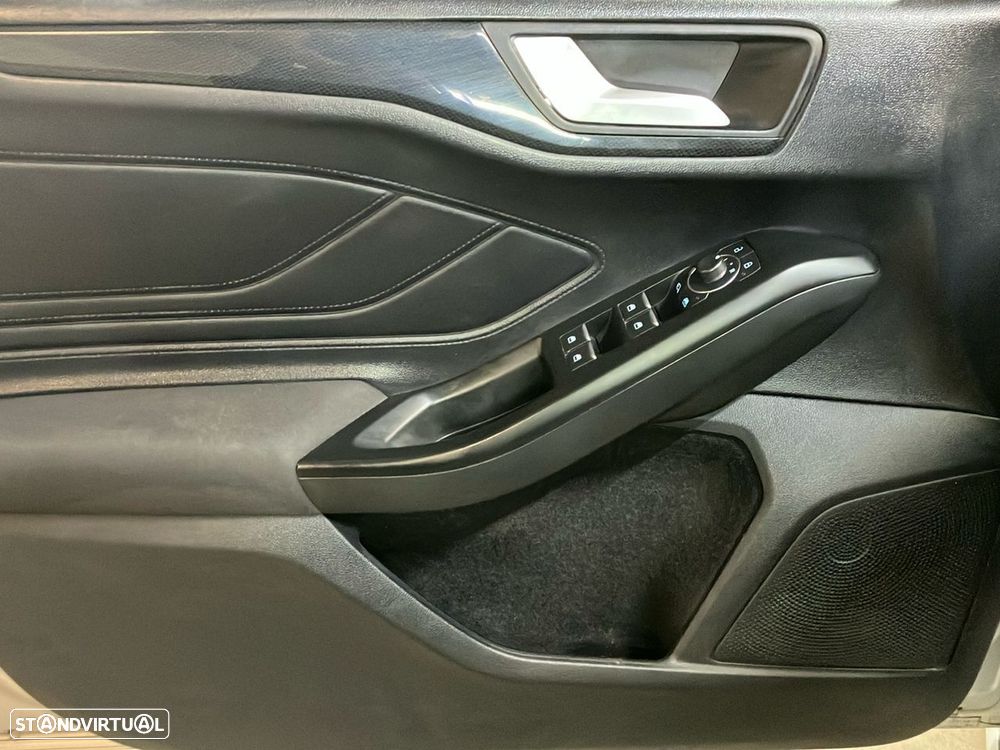 Ford Focus - 20