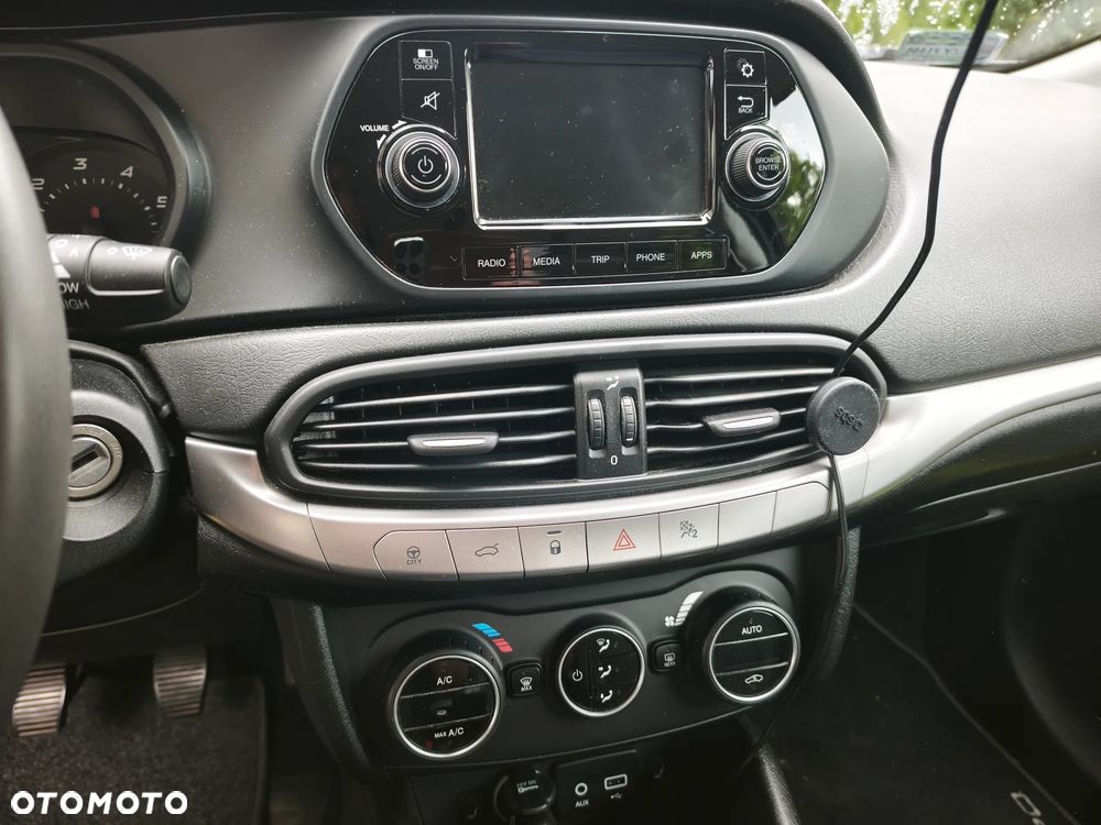 Fiat Tipo 1.4 16V Lounge - 11