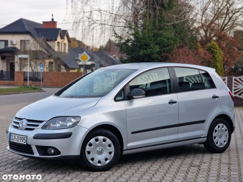 Volkswagen Golf Plus - 14