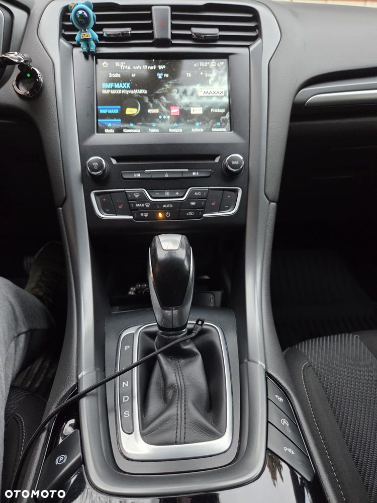 Ford Mondeo - 39