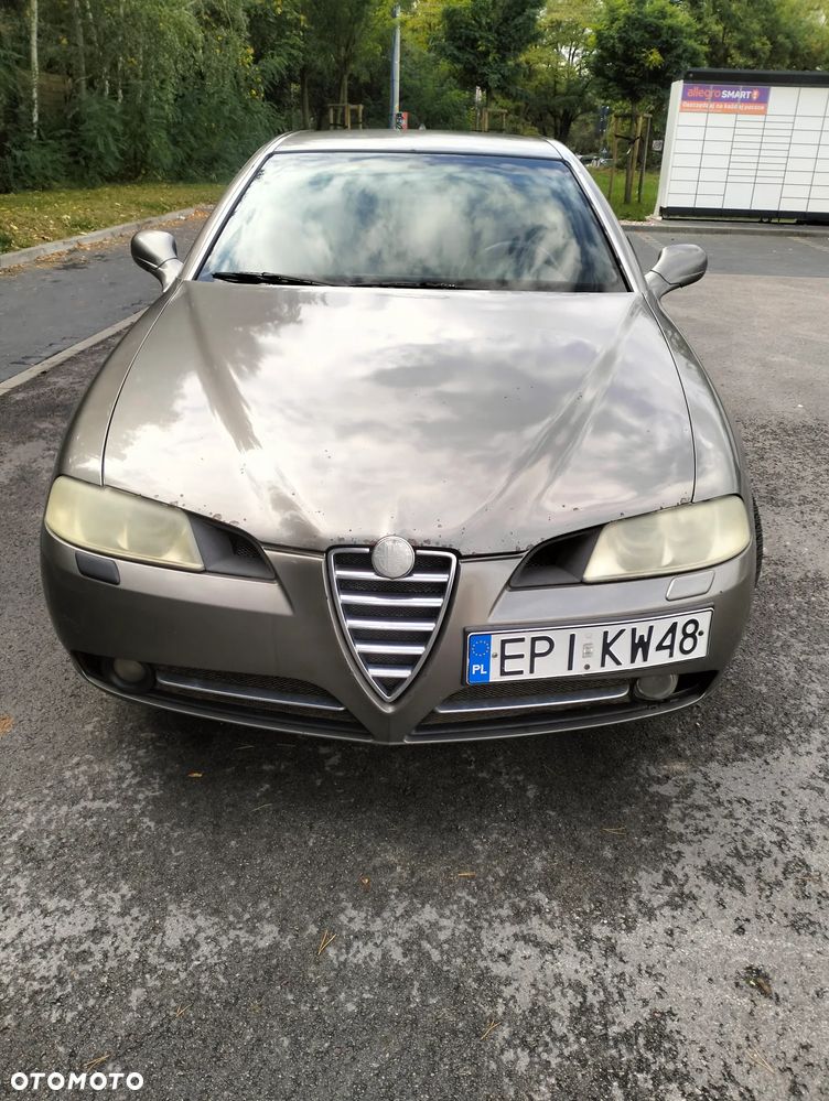 Alfa Romeo 166